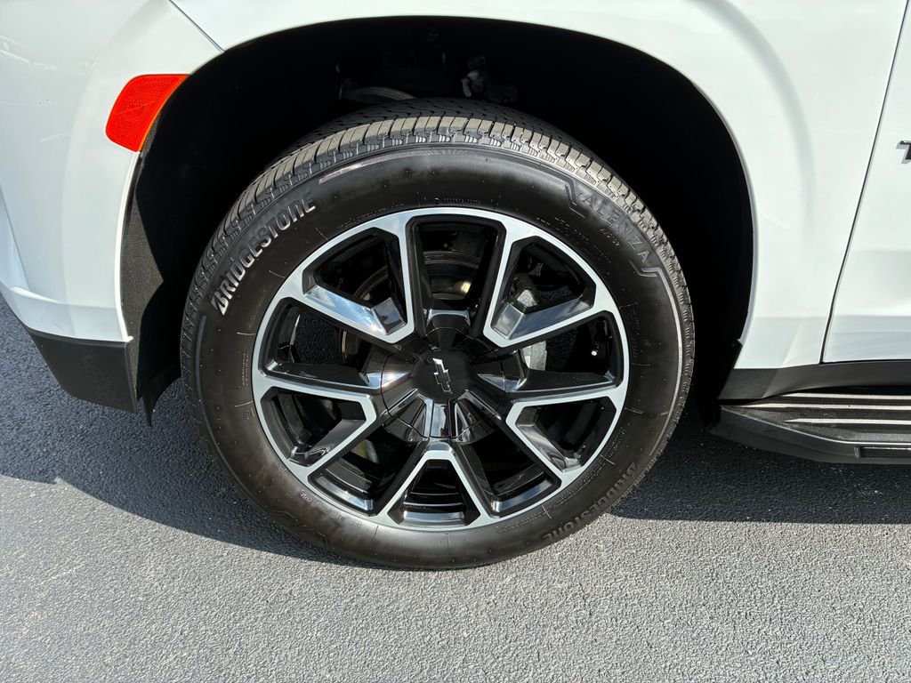 Used 2024 White Chevrolet RST image 7