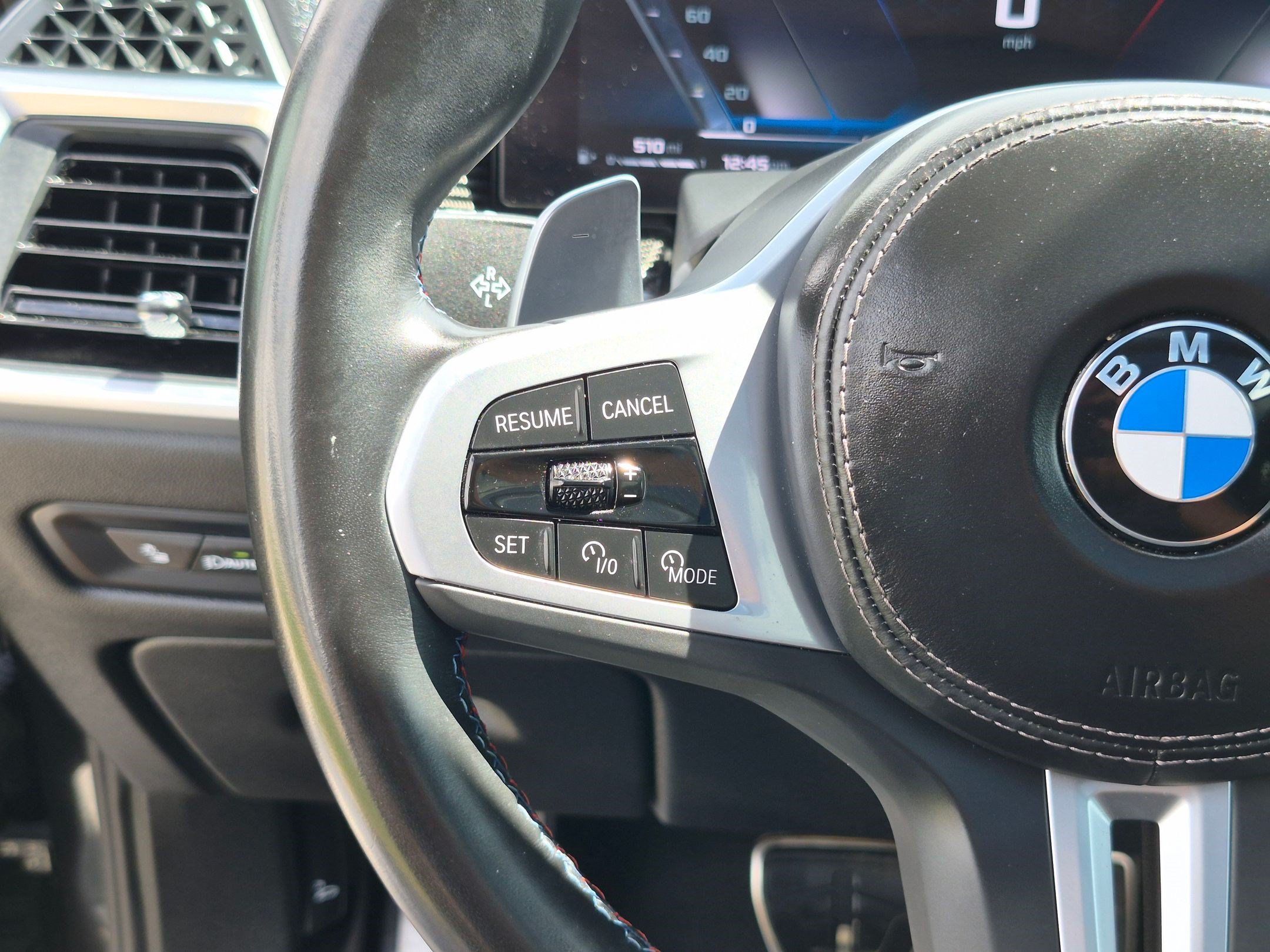 Used 2025 Black Sapphire Metallic BMW M60i image 19