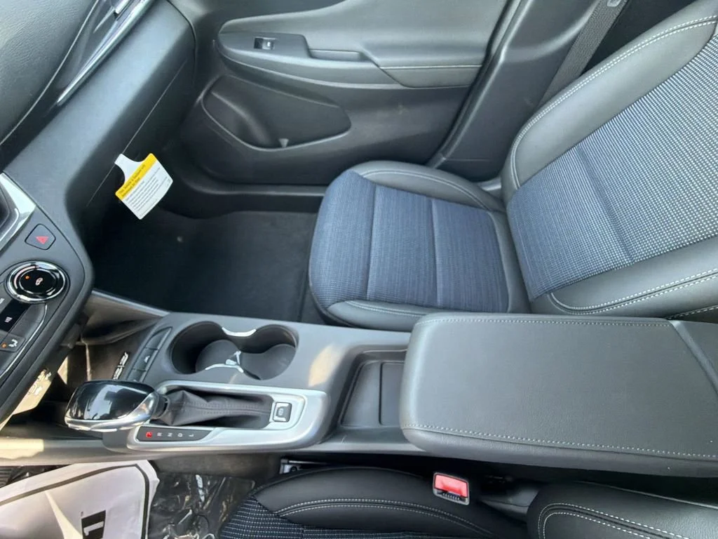 New 2026 Summit White Buick Preferred image 26
