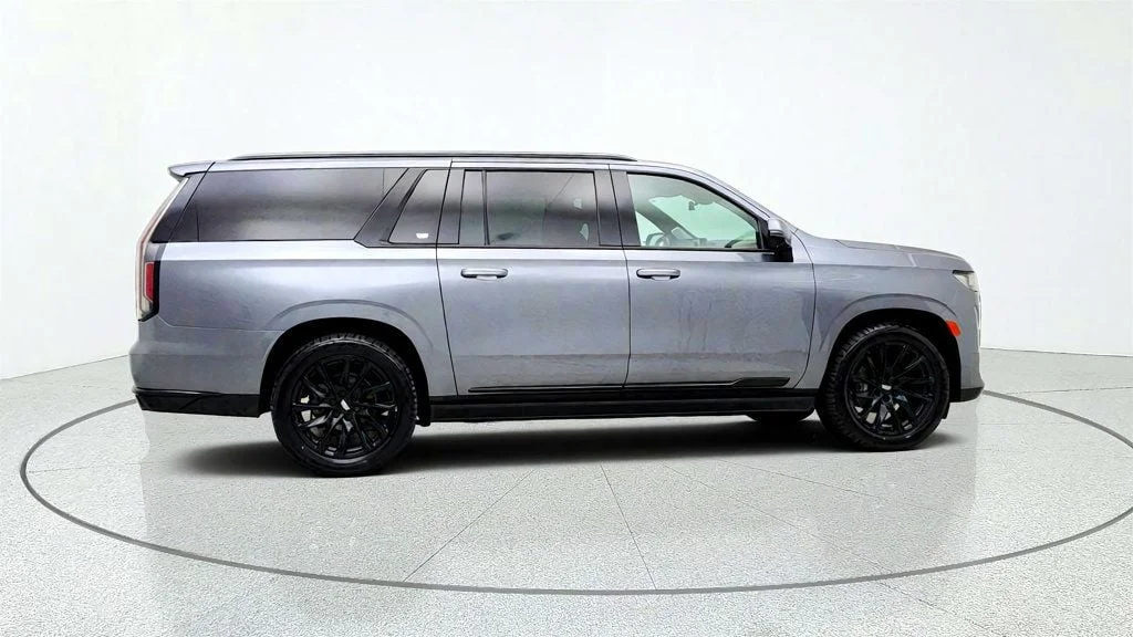Used 2021 Satin Steel Metallic Cadillac 4WD 4dr Sport Platinum w/ Super Cruise & Night Vision image 4