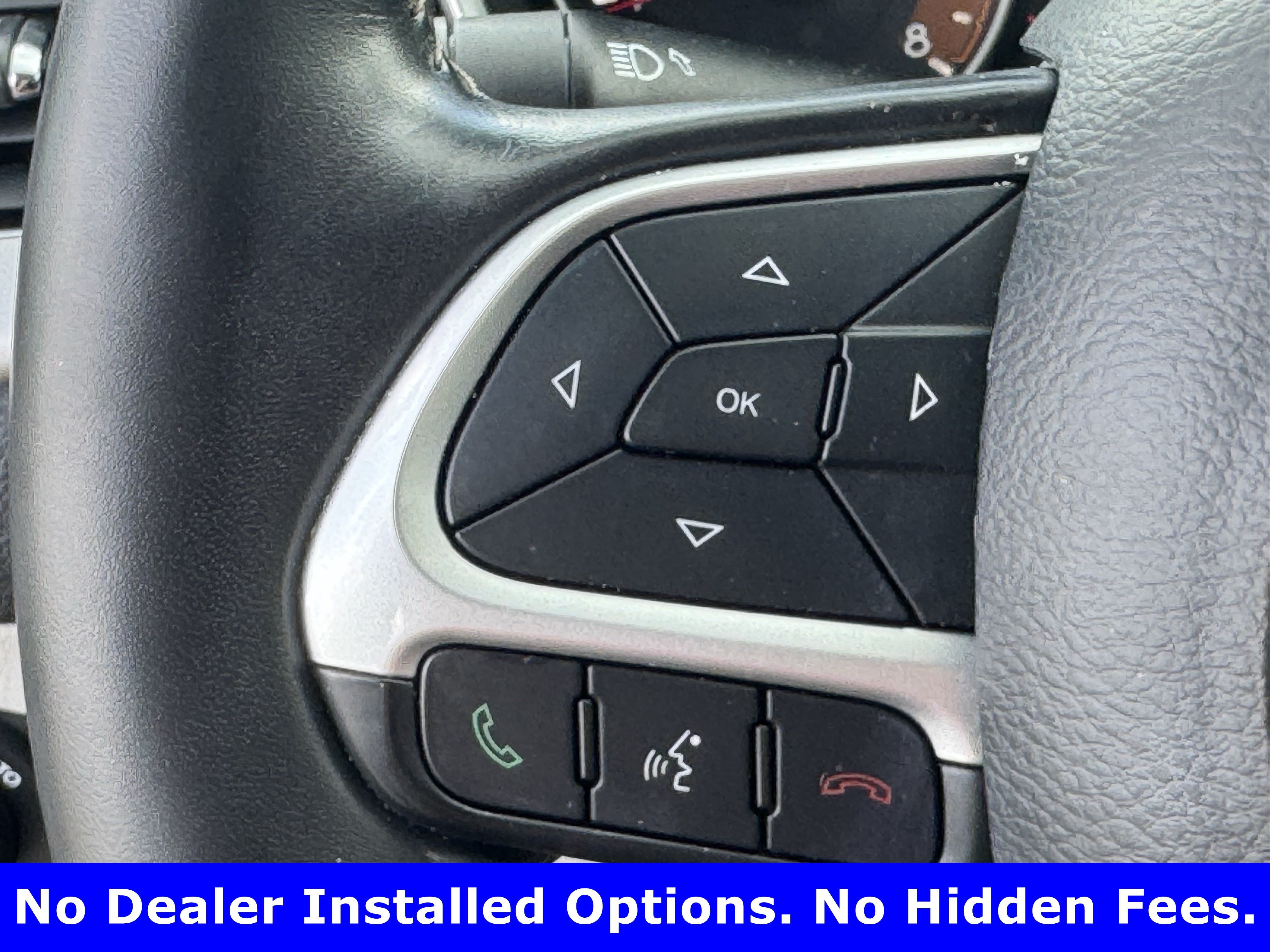 Used 2020 Billet Silver Metallic Clearcoat Jeep Latitude image 23
