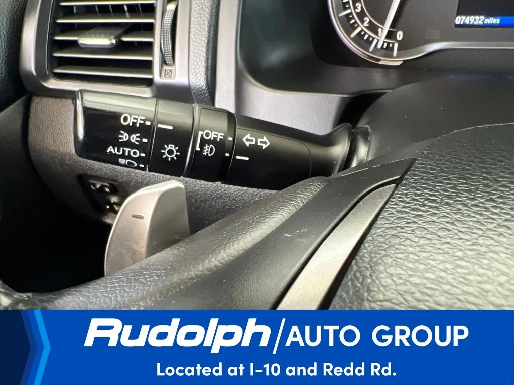 Used 2023 White Honda RTL image 35