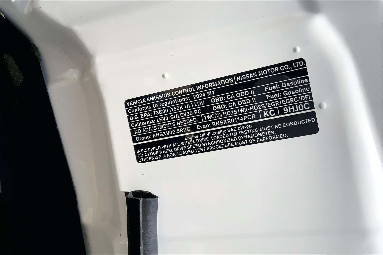 Used 2024 Pearl White Tricoat Nissan 2.5 SV image 33