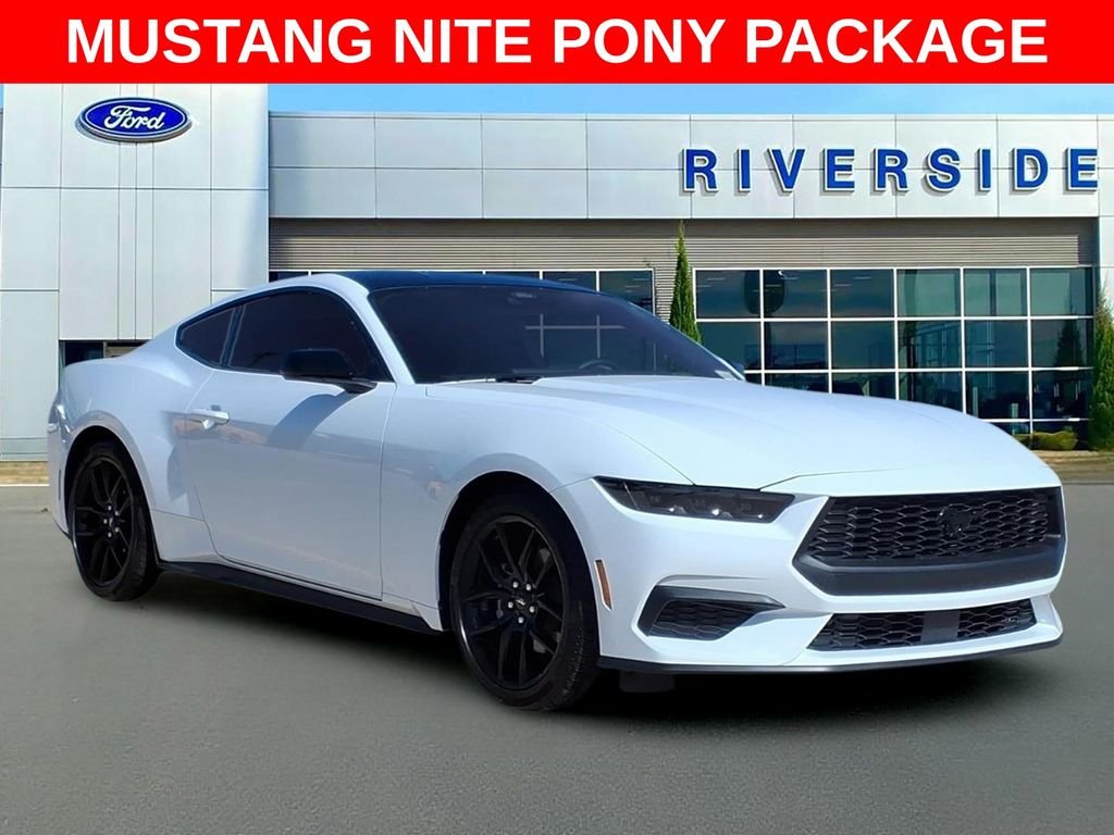 2025 Ford Mustang EcoBoost Fastback's photo