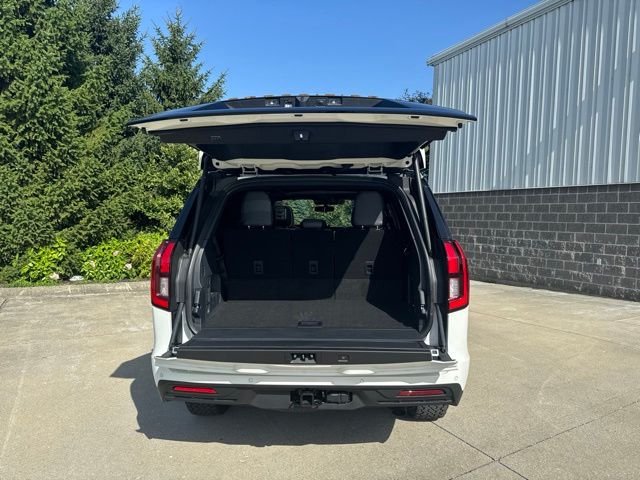 New 2026 White Ford Tremor image 7