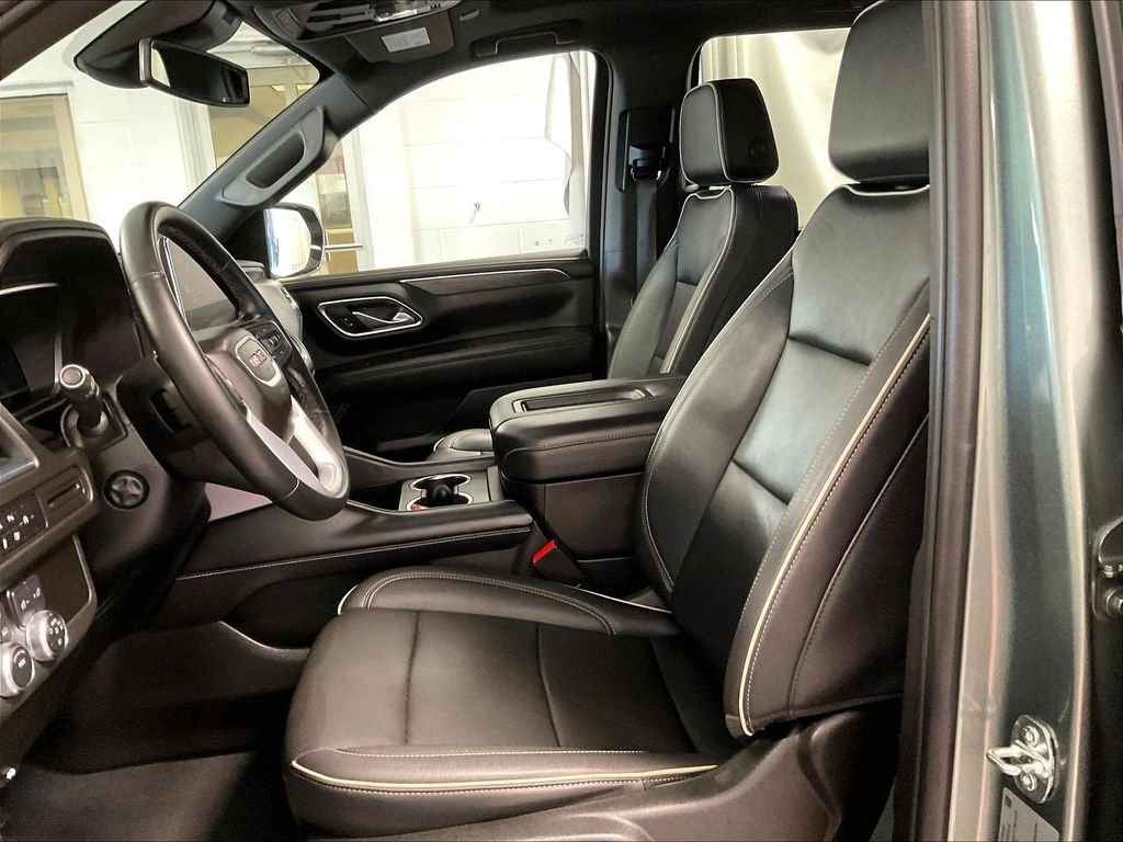 Used 2023 Green GMC SLT image 10