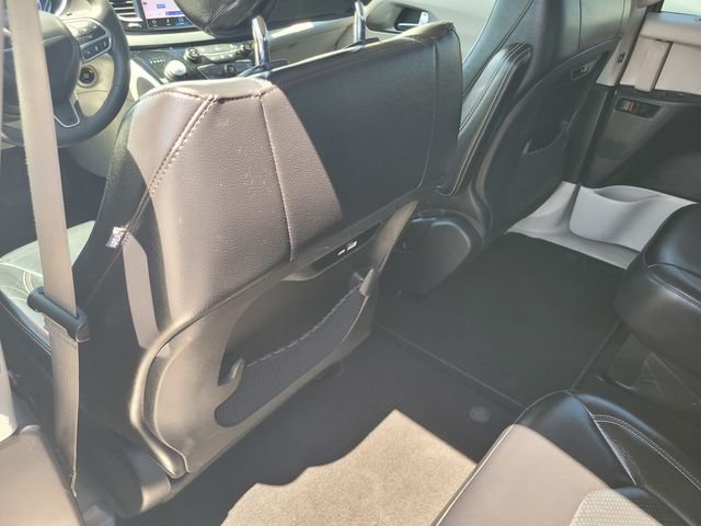 Used 2022 White Chrysler Touring L image 14