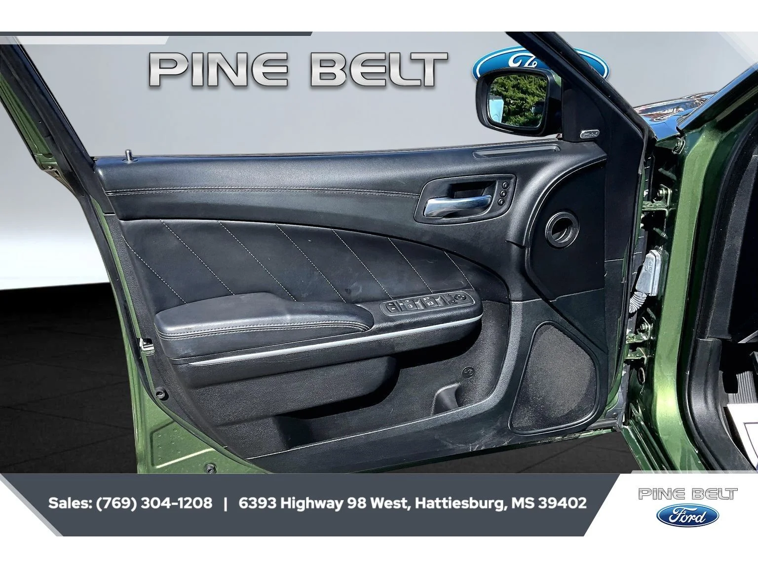 Used 2022 F8 Green Dodge SXT image 17