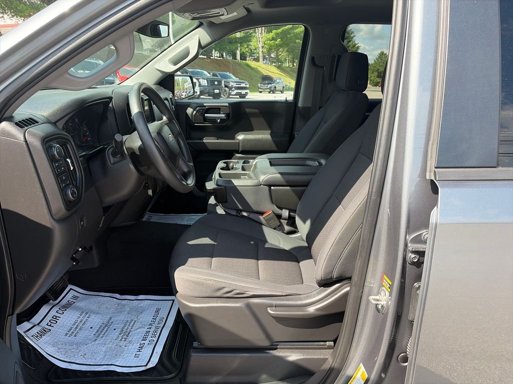 Used 2020 Gray Chevrolet Custom image 10