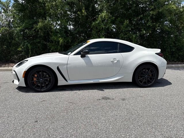 Used 2025 White Subaru tS image 2