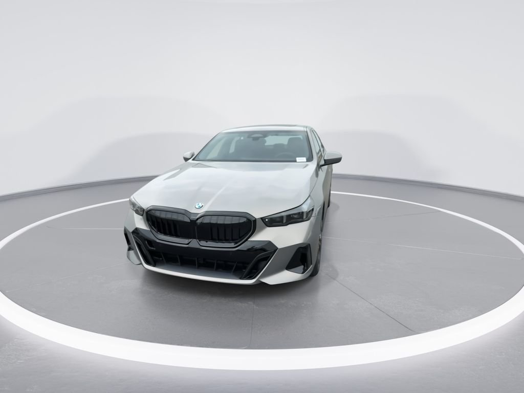 New 2027 Gray BMW 530i xDrive image 3