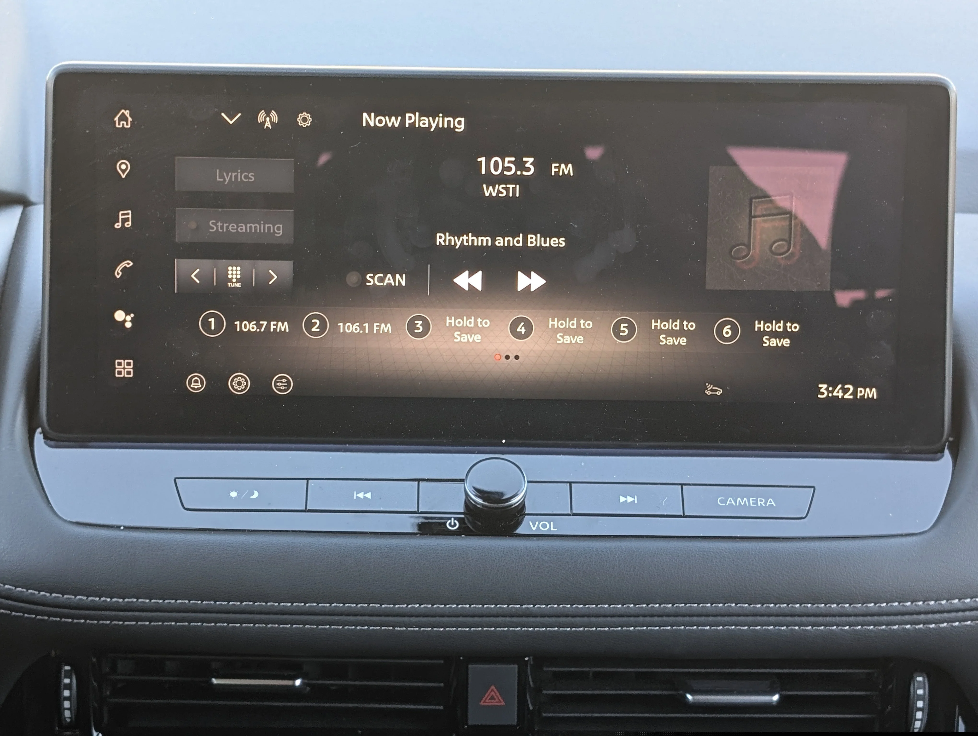 2025 Nissan Rogue SL - Photo 18