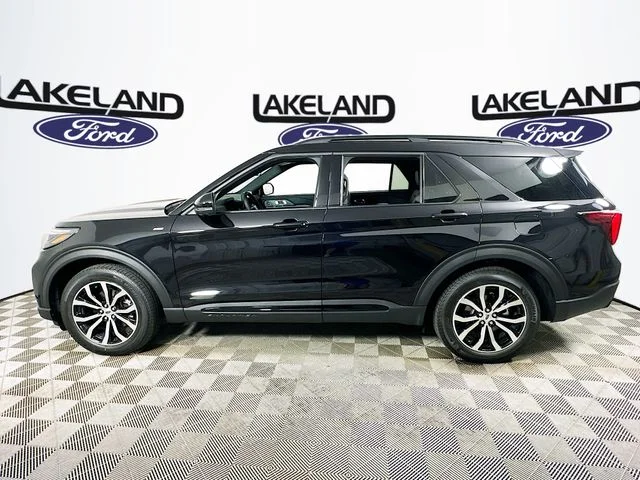 New 2026 Ford Explorer ST-Line