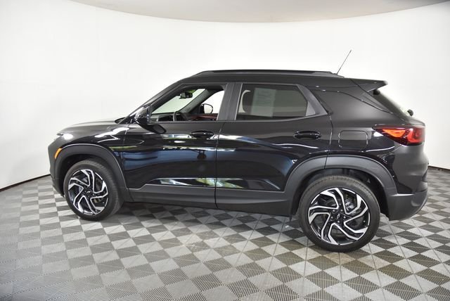 Used 2025 Black Chevrolet RS image 6