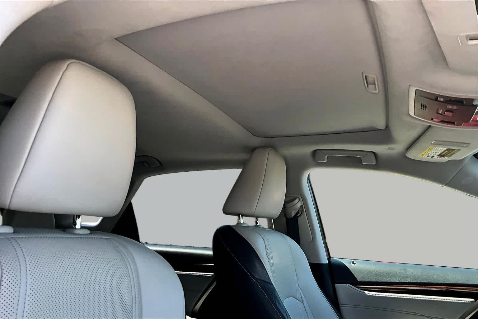 Used 2018 Silver Lining Metallic Lexus  image 14