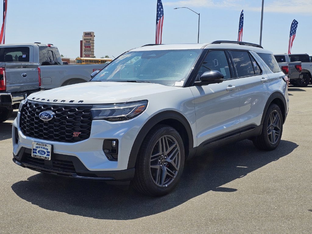 New 2026 Space White Metallic Ford ST image 4