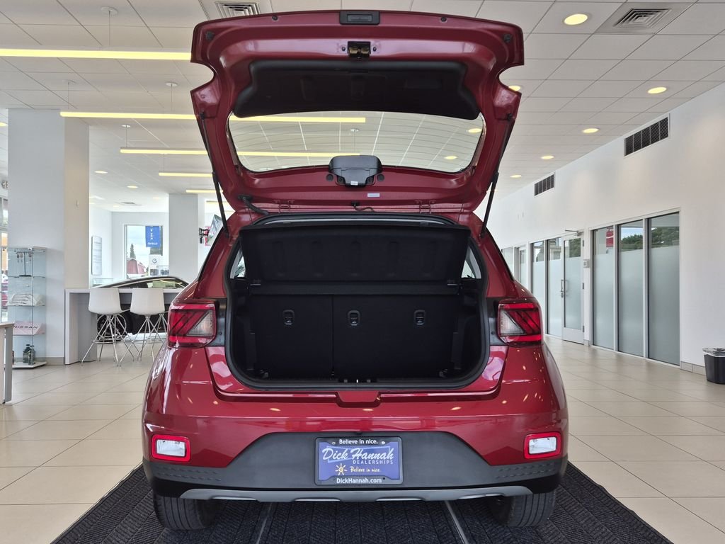 Used 2025 Red Hyundai SEL image 7