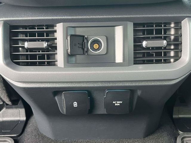 Certified Used 2025 Brown Ford XLT image 10