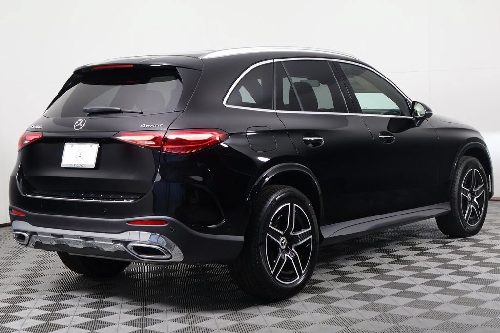 New 2026 Black Mercedes-Benz GLC 300 image 12