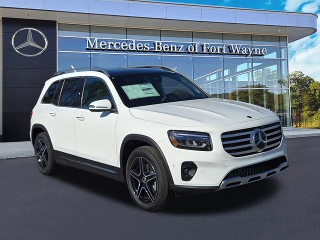 2026 Mercedes-Benz GLB GLB 250 4MATIC's photo