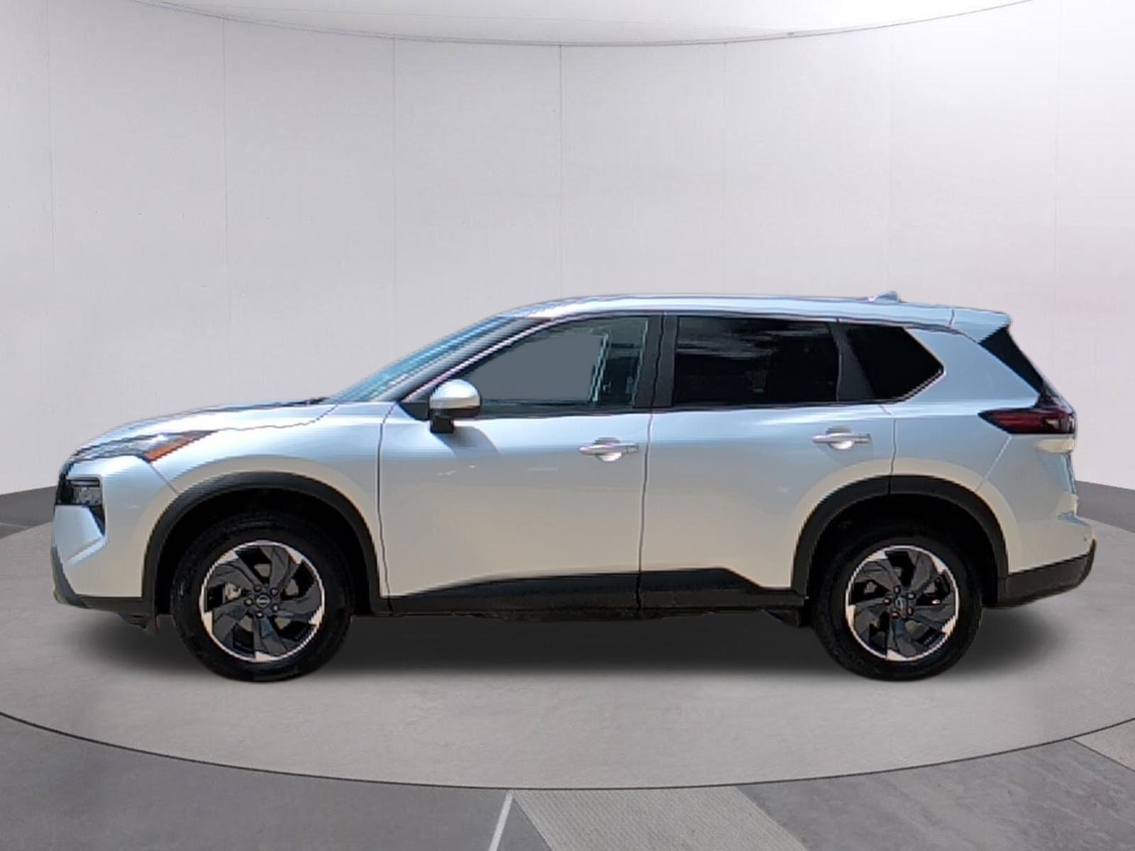 Used 2024 Brilliant Silver Metallic Nissan SV image 2