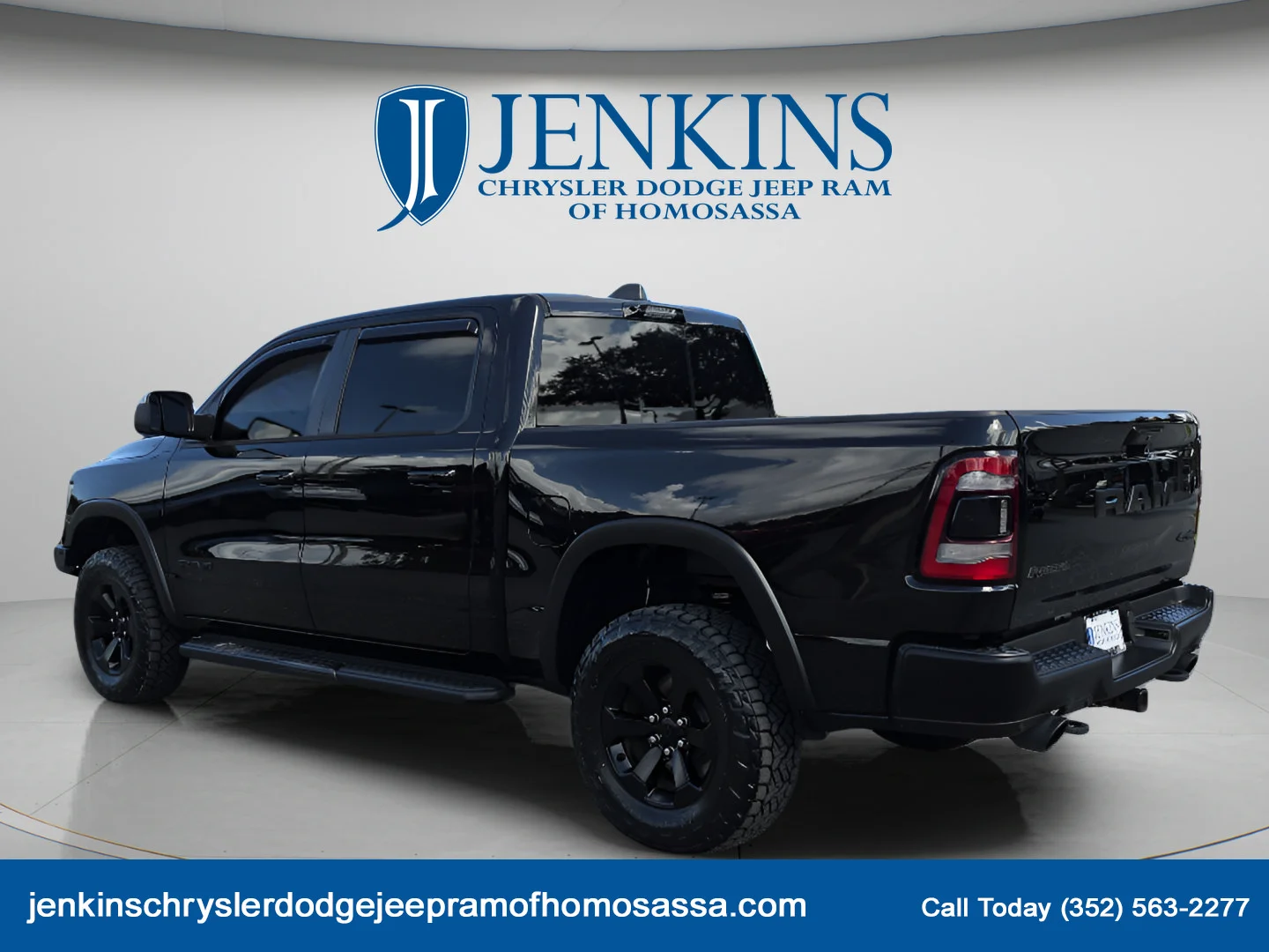 Used 2021 Diamond Black Crystal Pearlcoat Ram Rebel image 8