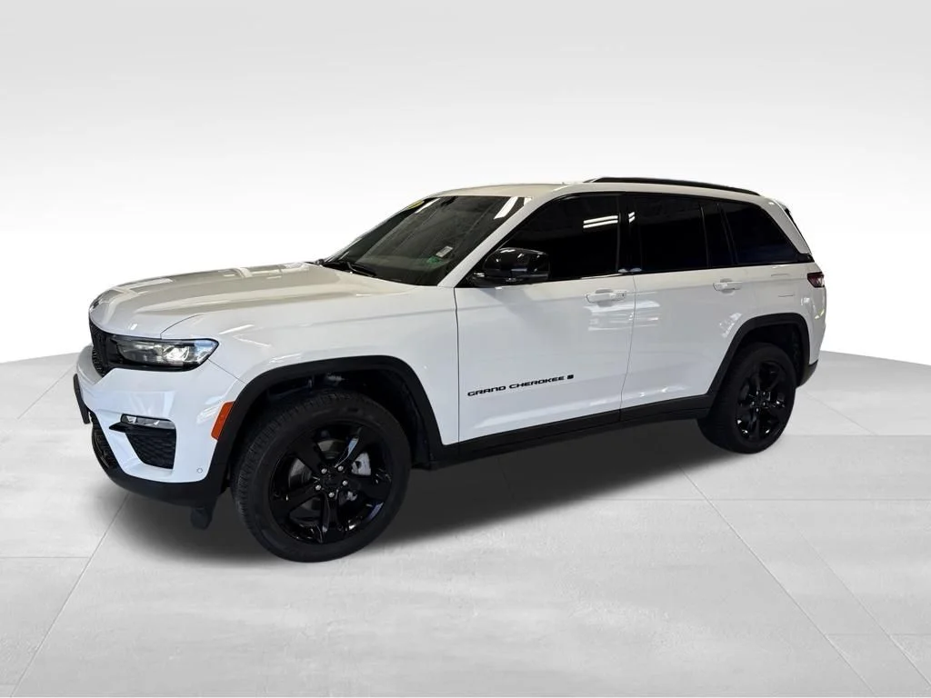 Used 2023 White Jeep Limited image 2