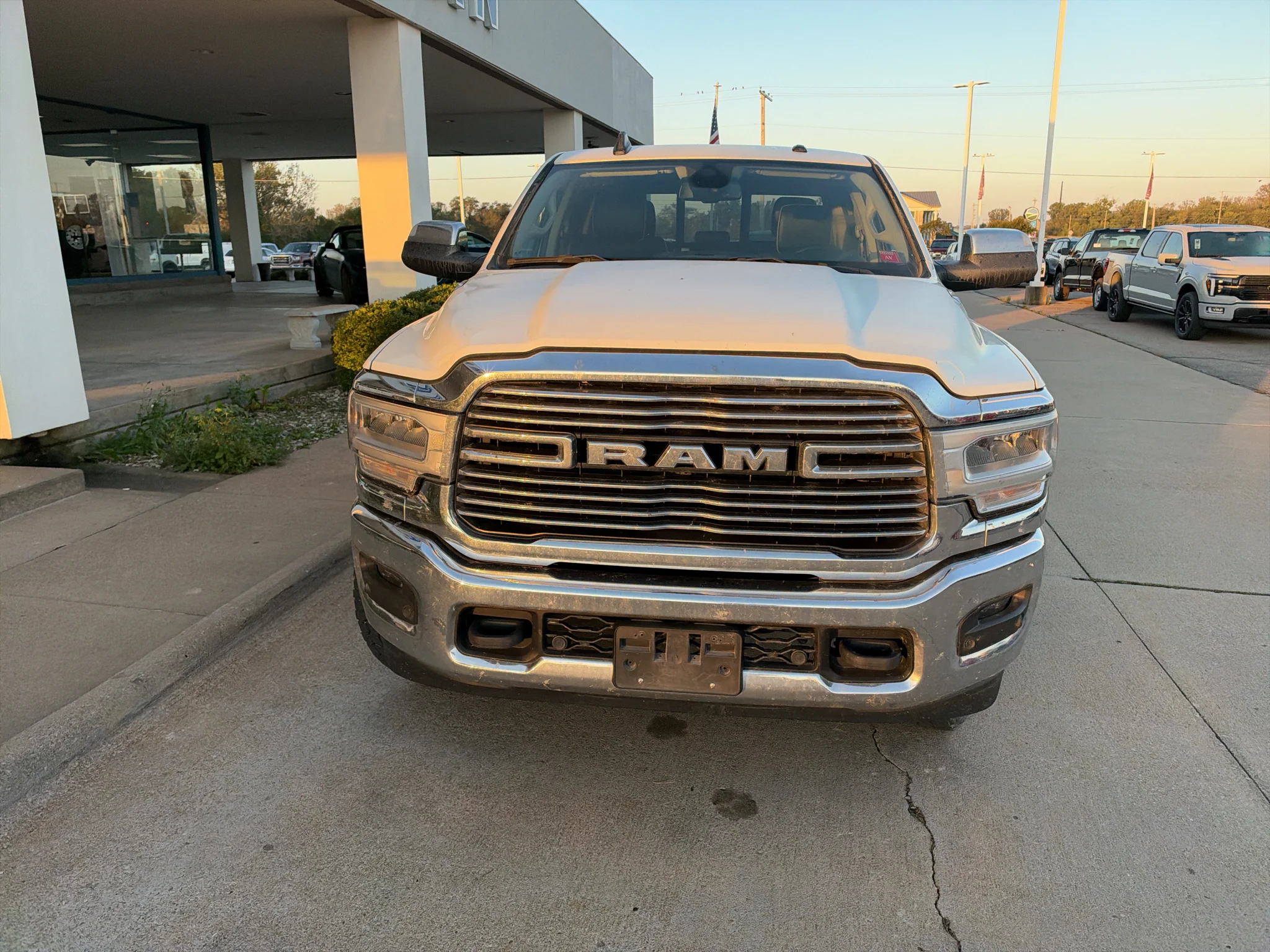 Used 2022 Pearl White Ram Laramie image 3