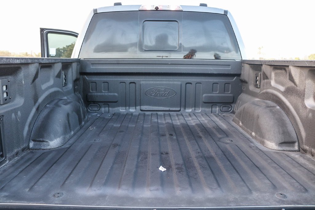 Used 2024 Gray Metallic Ford Raptor image 29