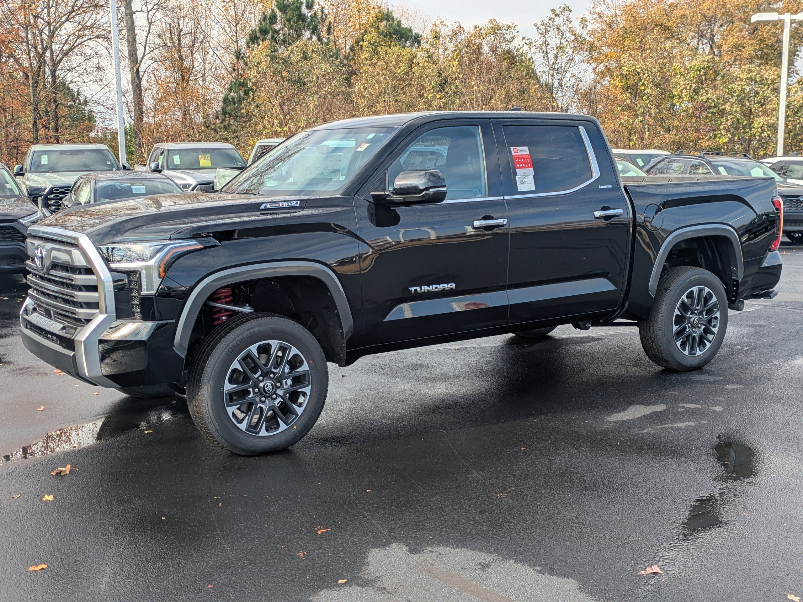 2026 Toyota Tundra Limited - Photo 9