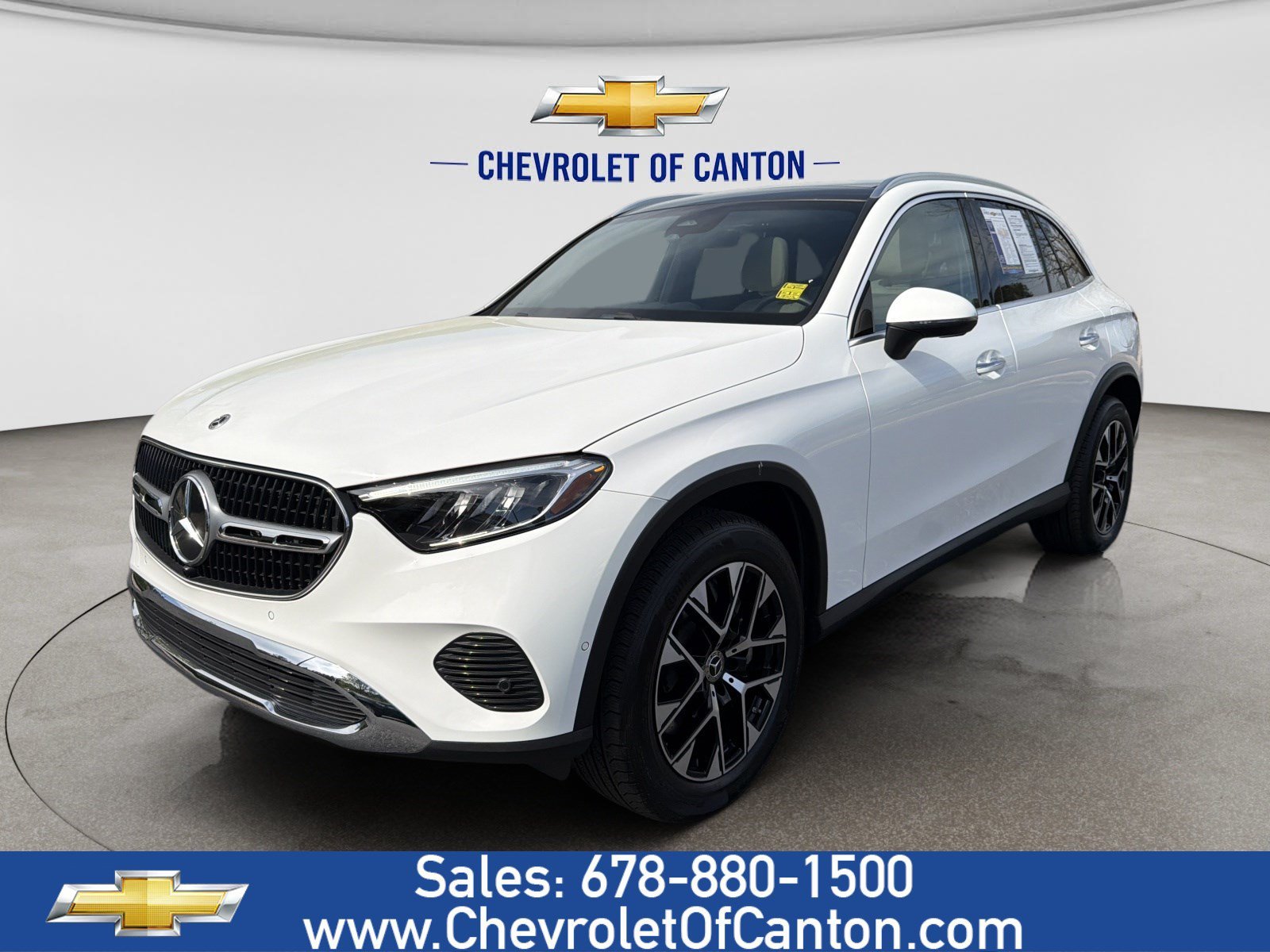 2025 Mercedes-Benz GLC