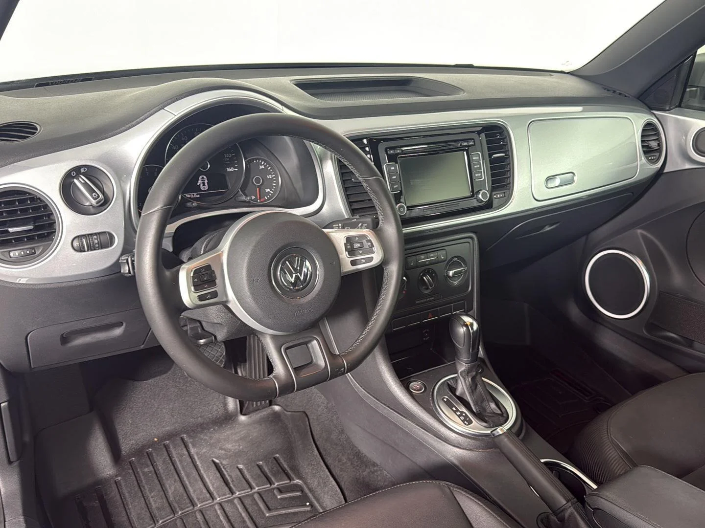 Used 2012 Reflex Silver Metallic Volkswagen 2.5L w/Sun image 9