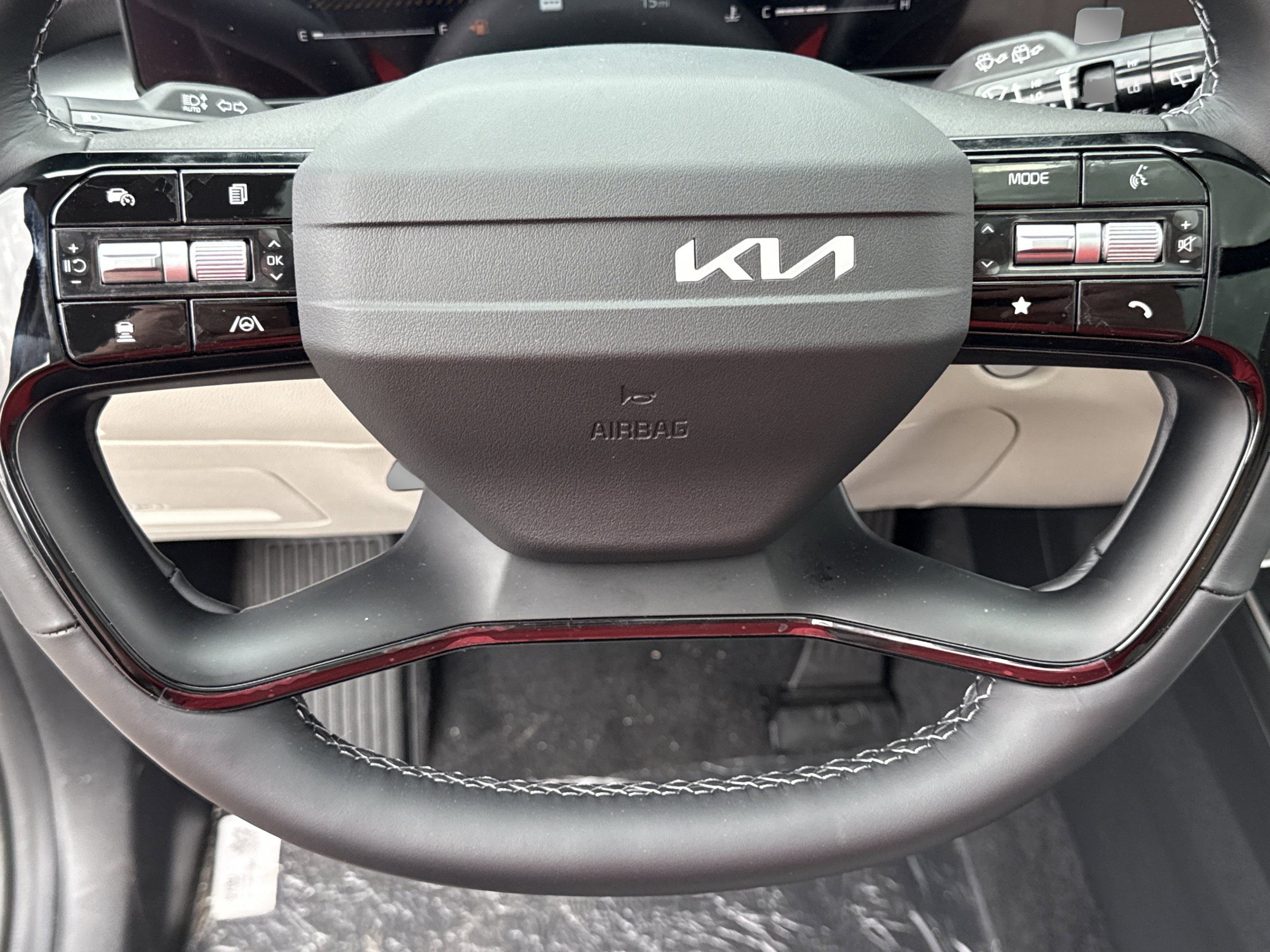 New 2026 Glacial White Pearl Kia S image 14