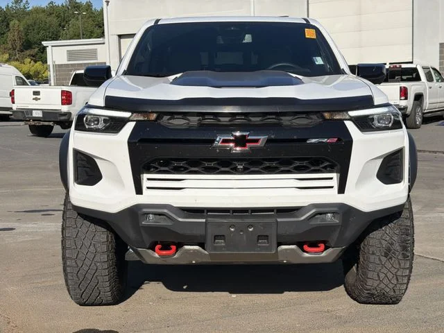 Used 2025 White Chevrolet ZR2 image 7