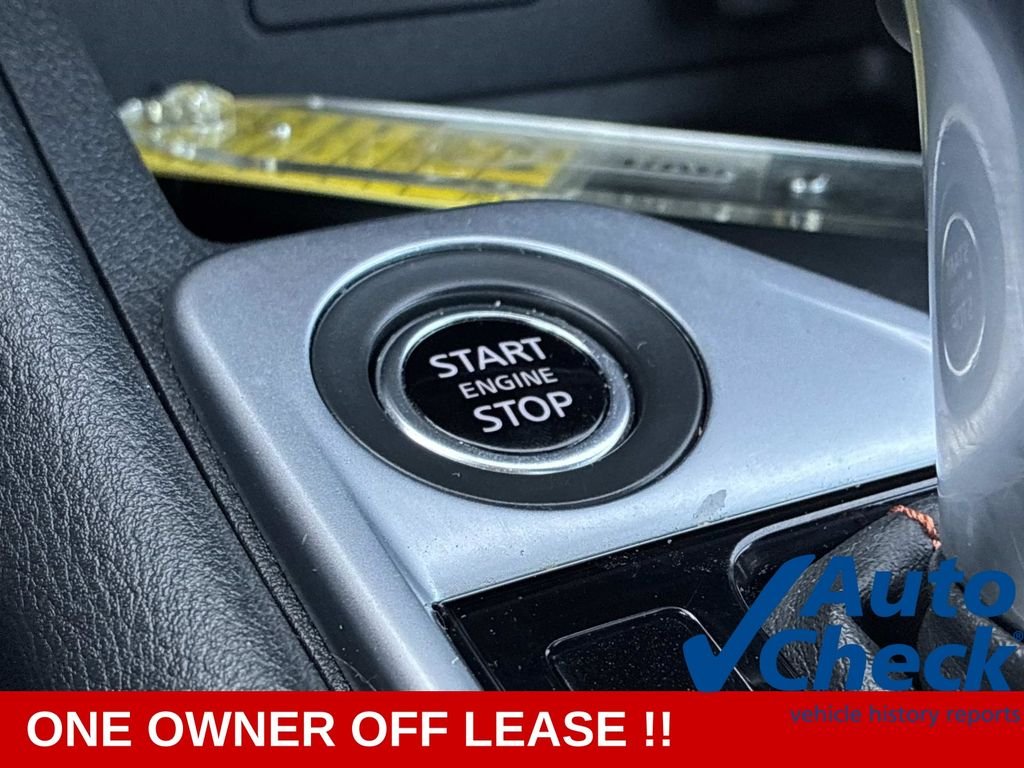 Used 2023 Black Nissan SR image 27