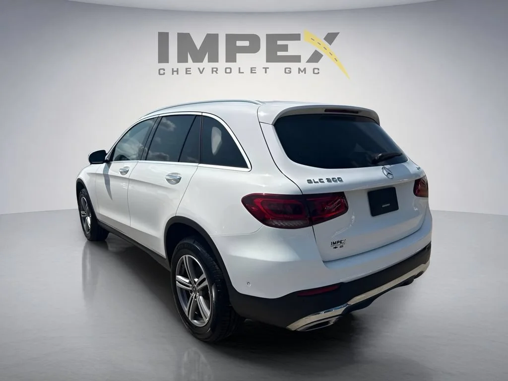Used 2022  Mercedes-Benz GLC 300 image 3