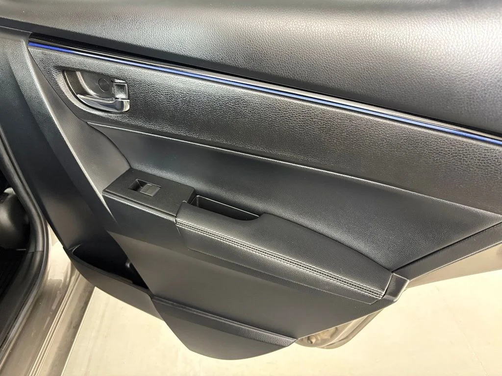 Used 2018 Gray Toyota SE image 36