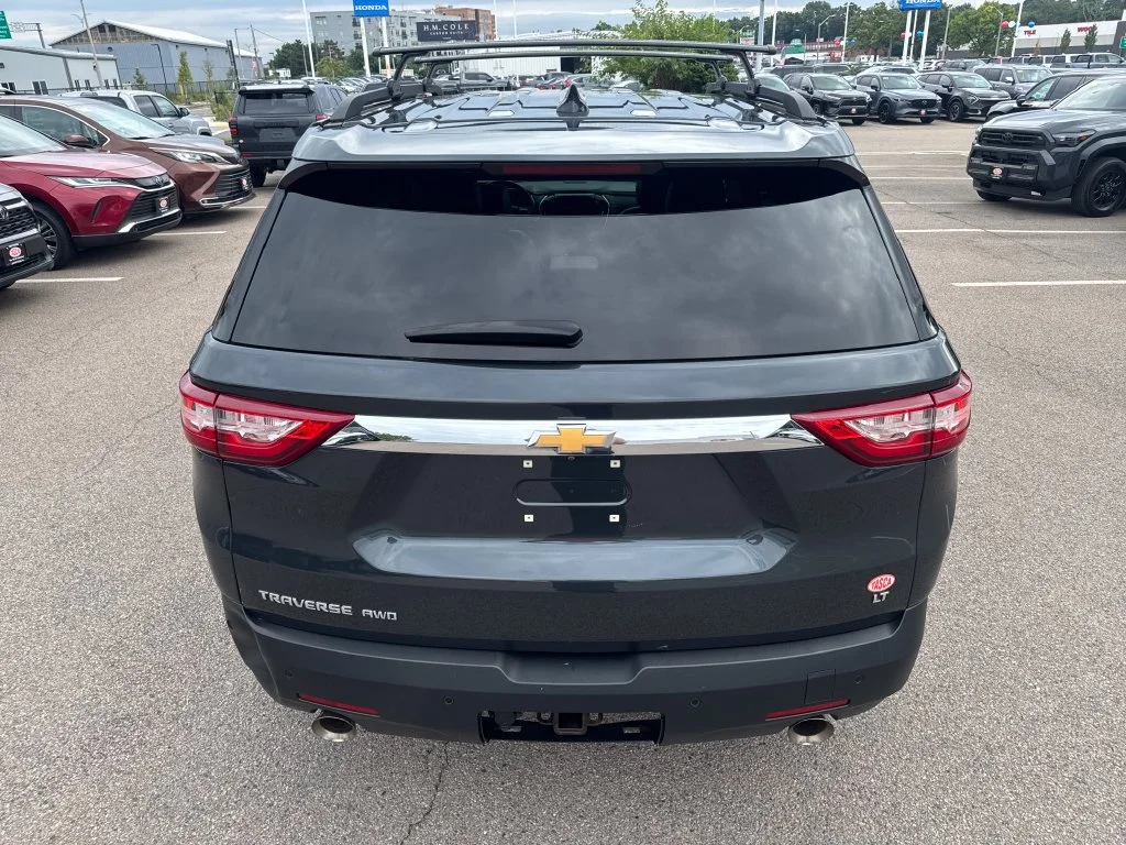 Used 2020 Gray Chevrolet 3LT image 6