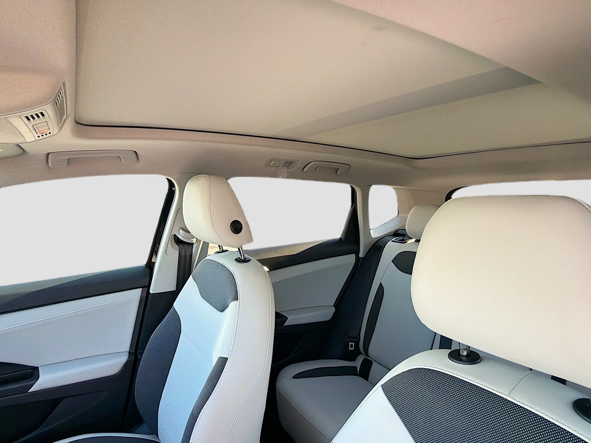 New 2026 Black Volkswagen SE image 25