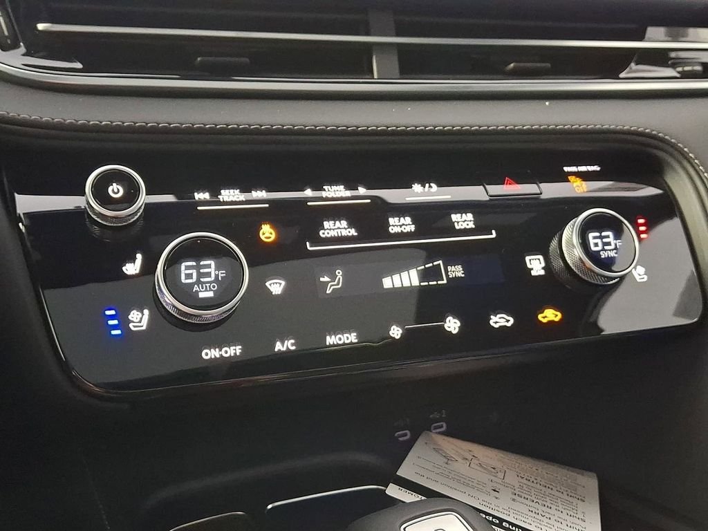 New 2026 RADIANT WHITE INFINITI Sport AWD image 16