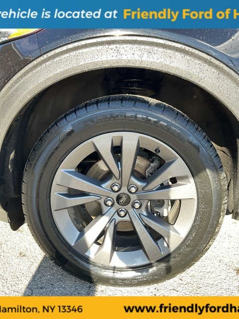 Used 2021 Black Ford XLT image 23