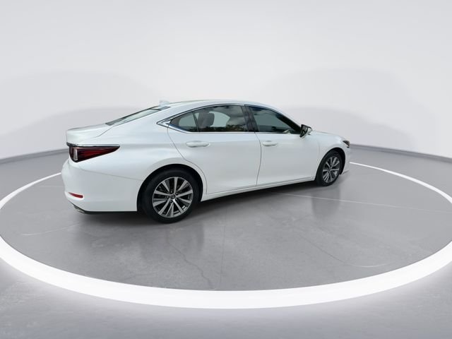 2021 Lexus ES 350 - Photo 8