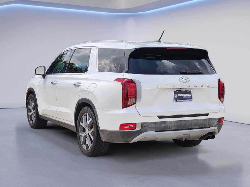 Used 2020 Hyper White Hyundai SEL image 9