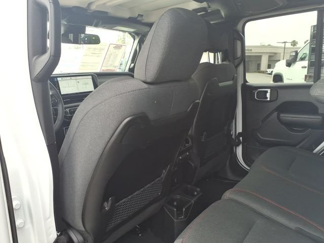 Used 2025 White Jeep Rubicon image 11