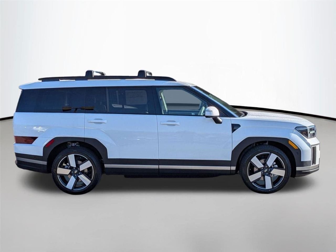 2026 Hyundai Santa Fe Limited - Photo 4