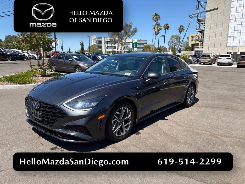 Used 2020 Gray Hyundai SEL image 1