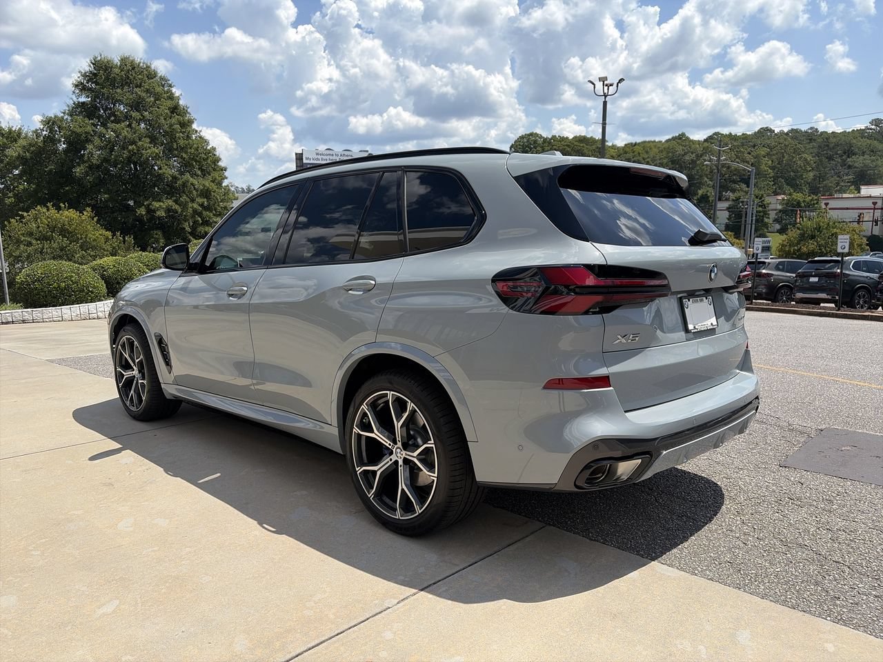 Used 2026 Brooklyn Grey Metallic BMW xDrive40i image 6