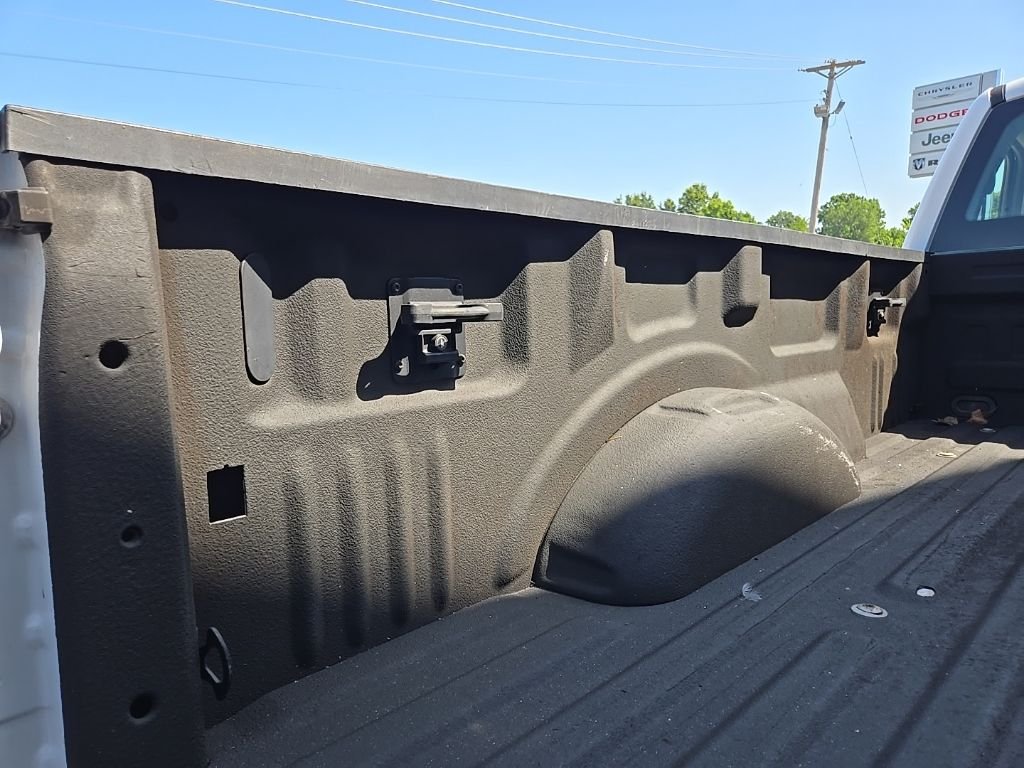 Used 2021 White Ford XL image 21