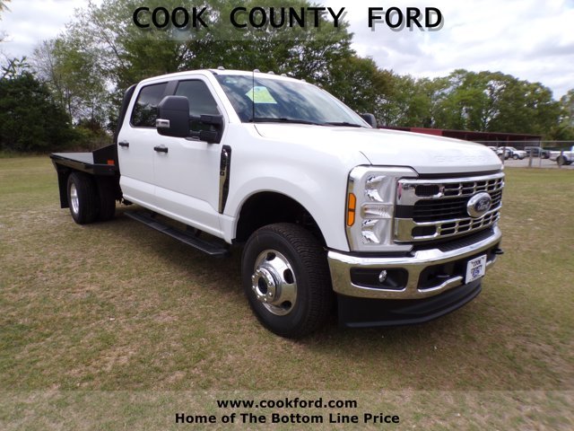 2026 Ford F-350 XL 4x4 Crew Cab 179-In DRW's photo