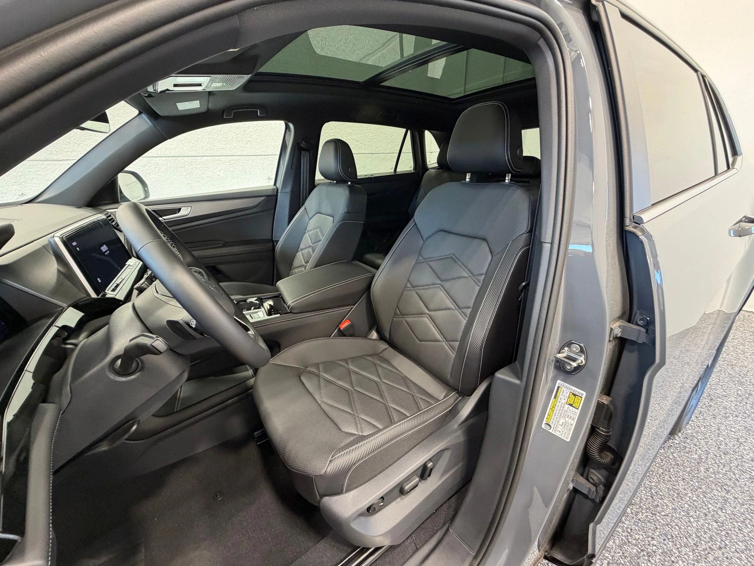 New 2026 Gray Volkswagen 2.0T SE w/Technology image 20
